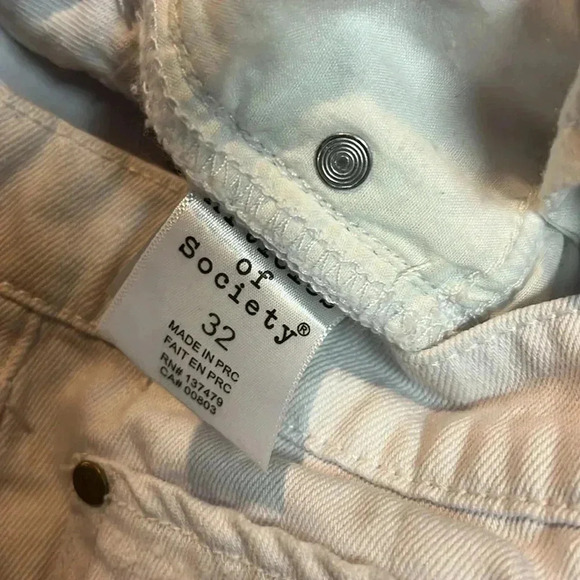 Articles of society, white denim shorts, size 32 - Picture 3 of 5